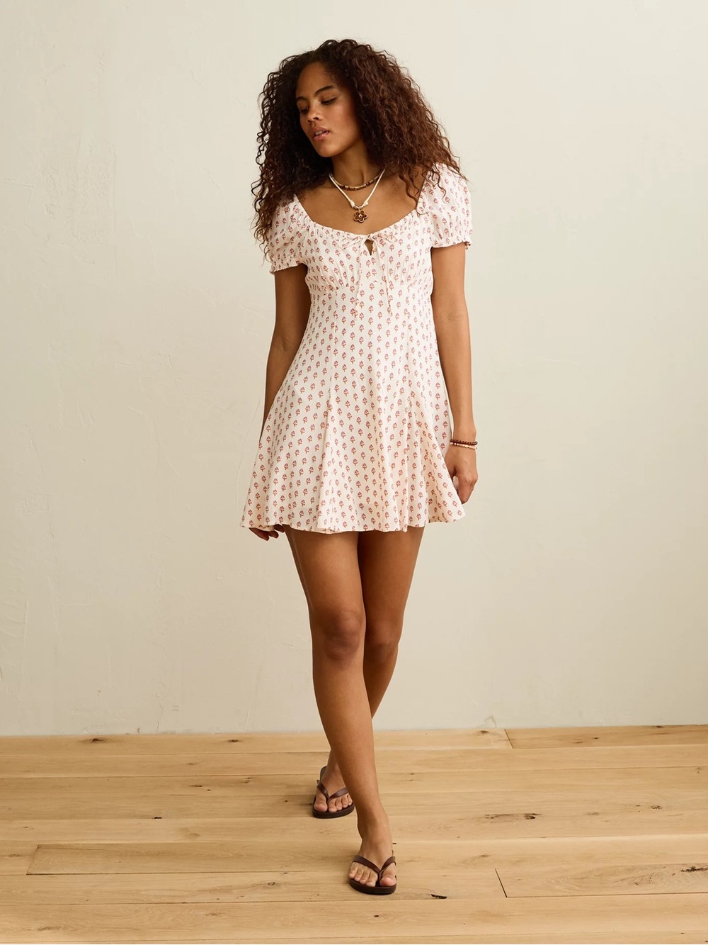American Eagle Outfitters babydoll Floral Puff-Sleeve Mini Dress
